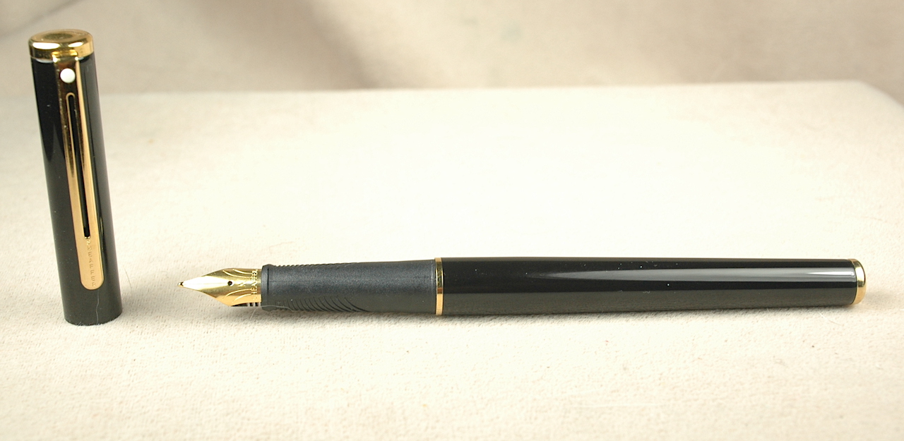 Pre-Owned Pens: 5983: Sheaffer: Agio